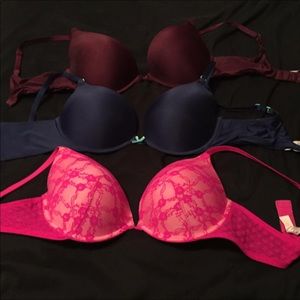 Victoria’s Secret 36D Push up Bras.